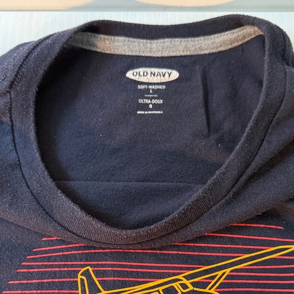 Old Navy Tee with Seaplane and Mountain Design, airplane - Picture 2 of 6